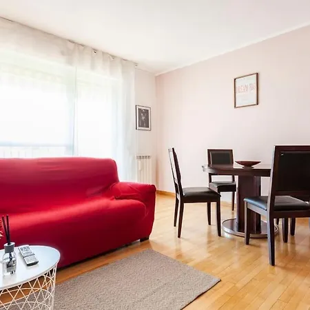Apartament Elegante Adiacente Metro, Wifi Netflix *